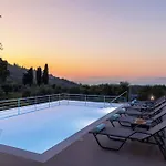 Villa Ioannis By Villa Plus