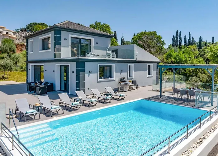 Villa Ioannis By Villa Plus